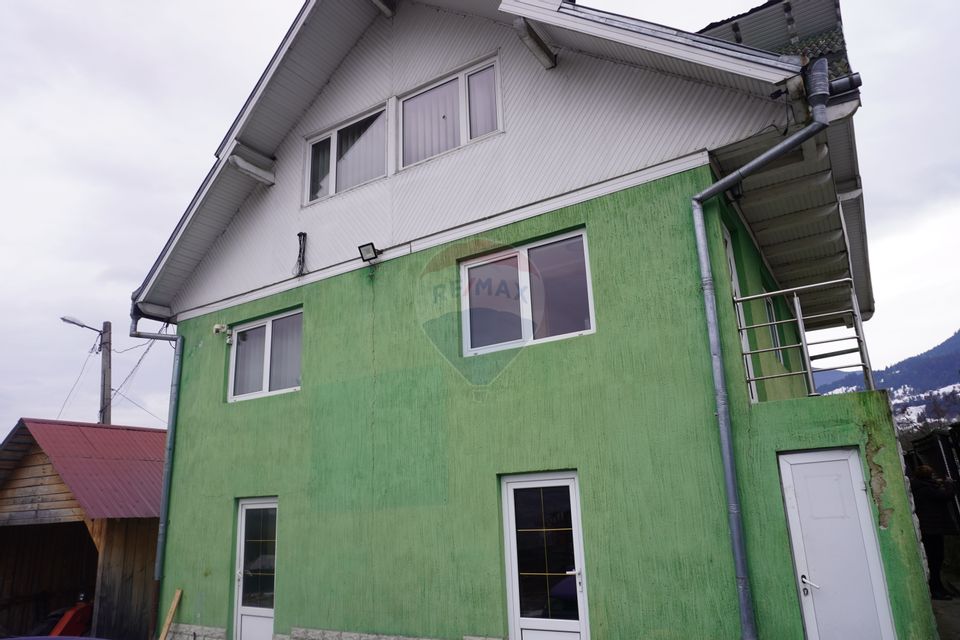 5 room House / Villa for sale