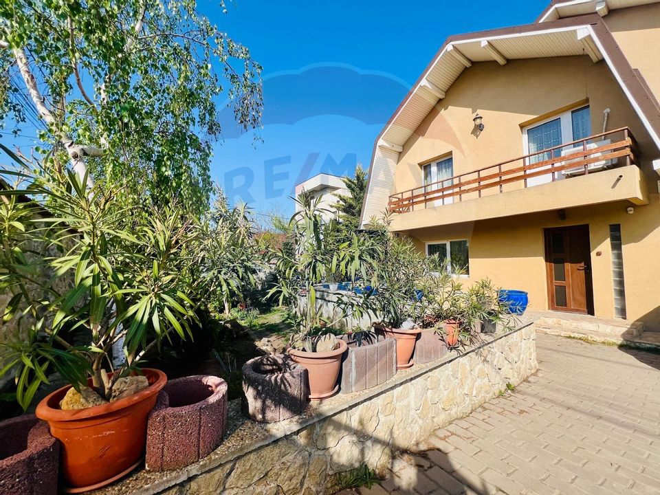 5 room House / Villa for sale