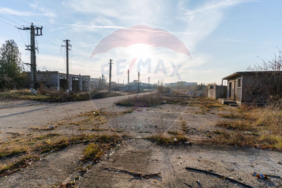 Teren industrial Orastie 13,5 ha cu hale fosta platforma industriala