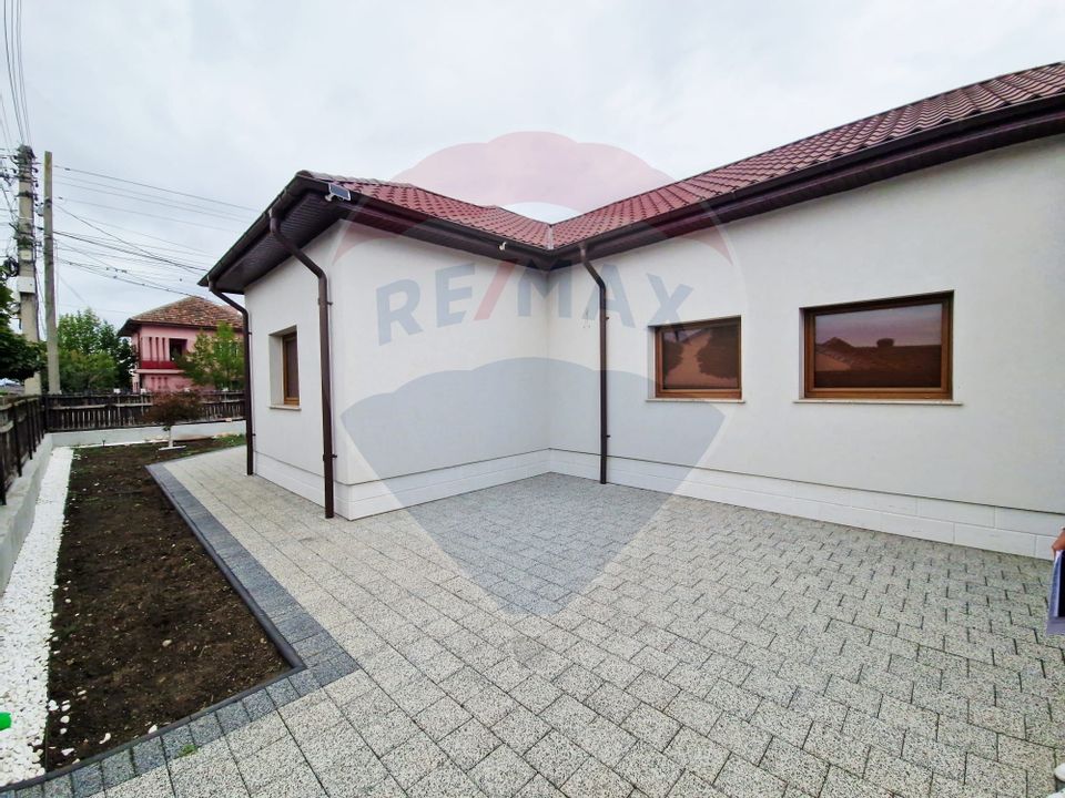 Casă 4 camere, 363 mp teren, Filiasi,