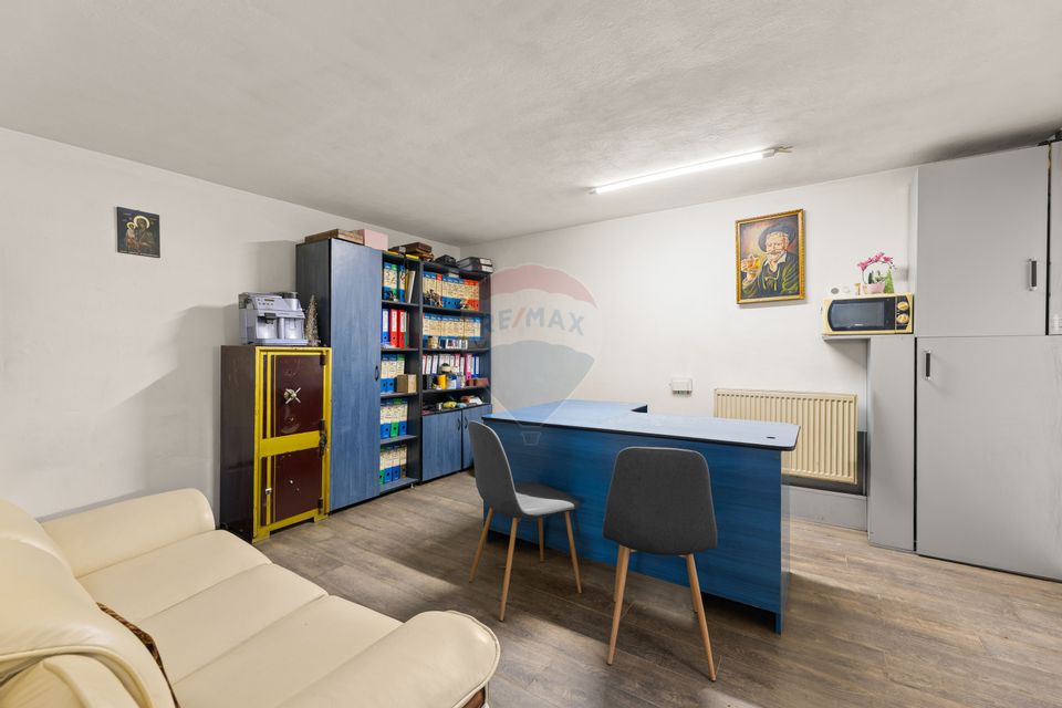 90sq.m Commercial Space for rent, Fortuna area