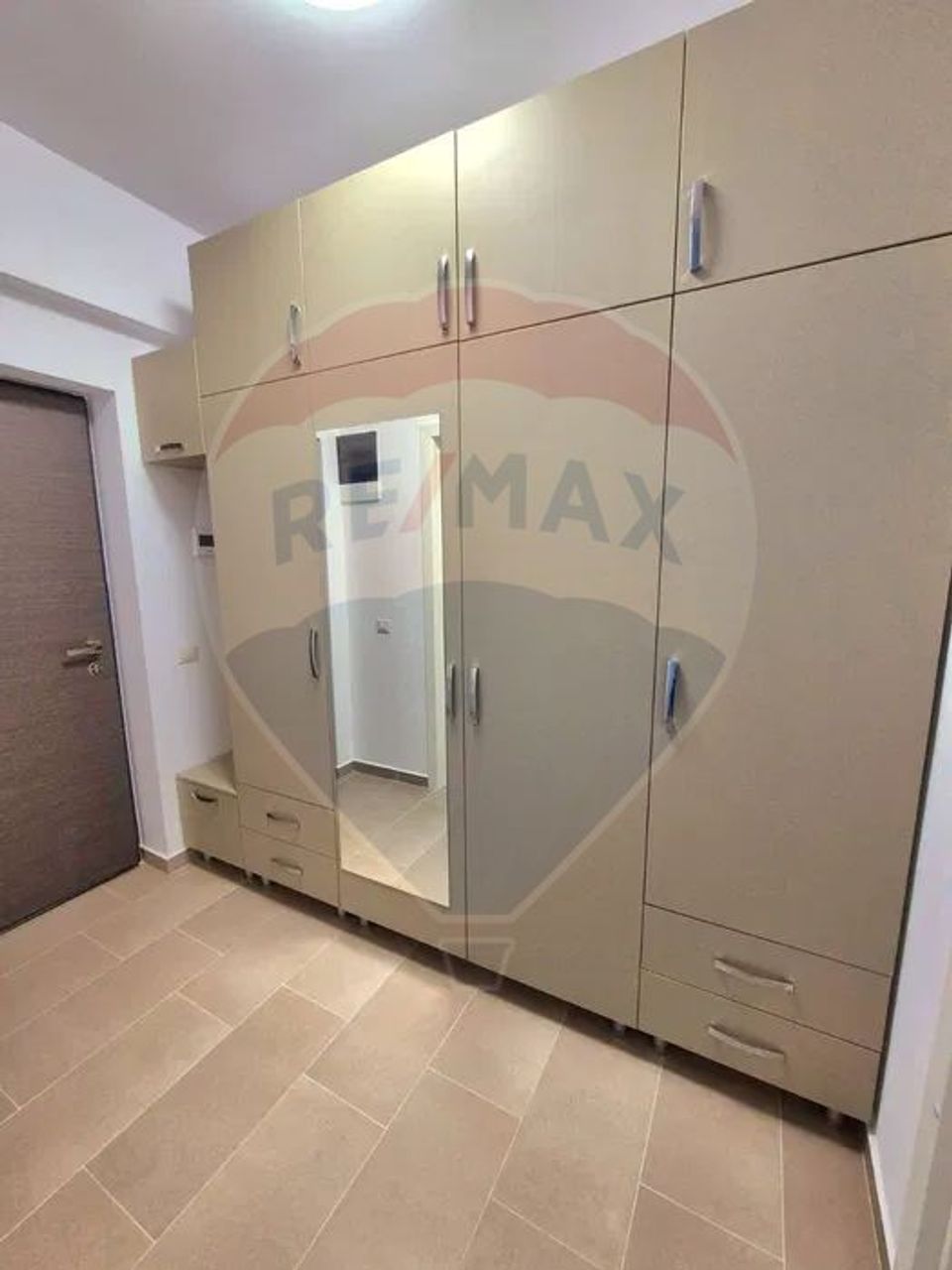 Apartament de închiriat cu o cameră Zona Nicolina
