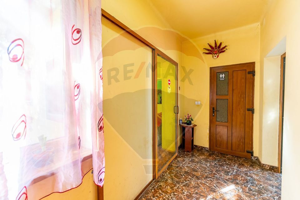 4 room House / Villa for sale, Central area