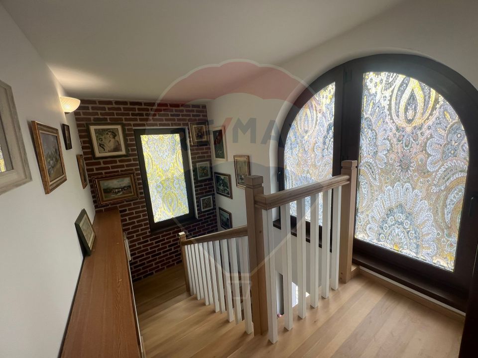 6 room House / Villa for sale, Central area