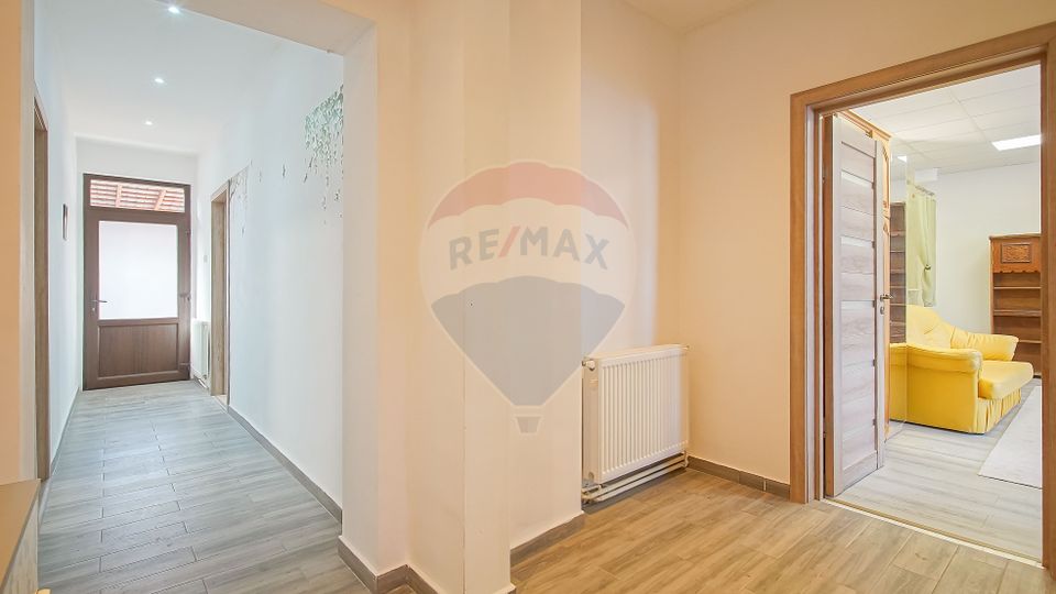 Apartament la casă cu curte proprie | Timișu de Jos | Comision 0