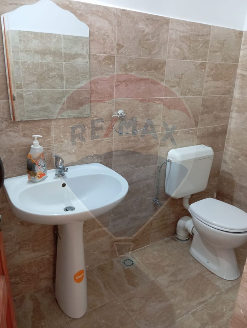 Hotel / Pensiune cu 11 camere de vânzare
