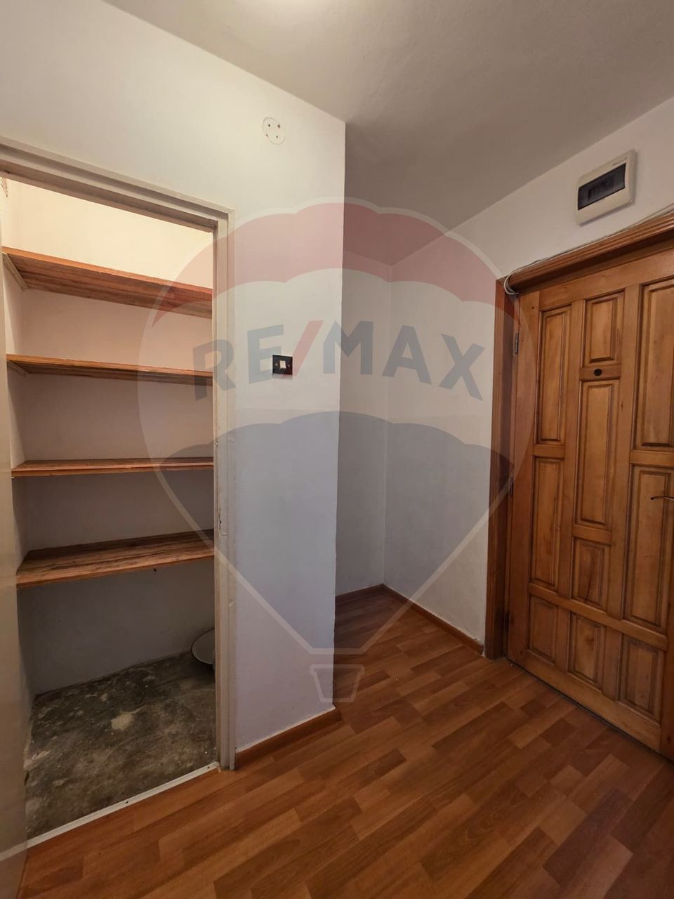 Apartament de vanzare - str. Govora, Medias