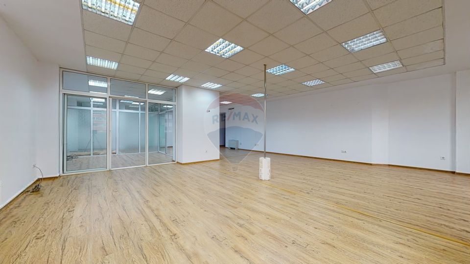 Birou de închiriat în Brașov, în Clădirea de birouri Green Center