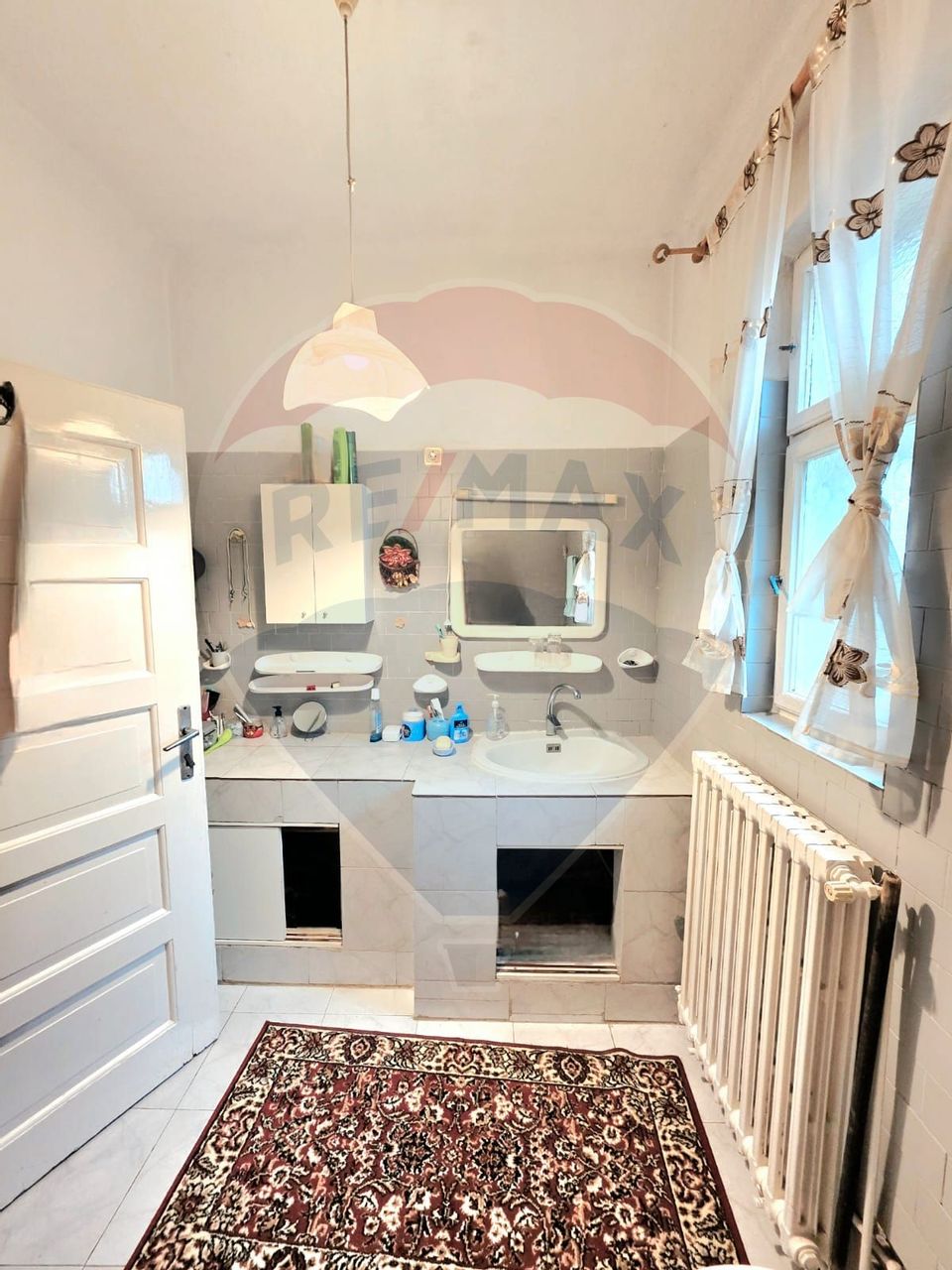 5 room House / Villa for sale, Central area