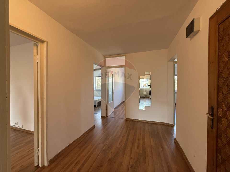 4 room Apartment for rent, Valea Aurie area