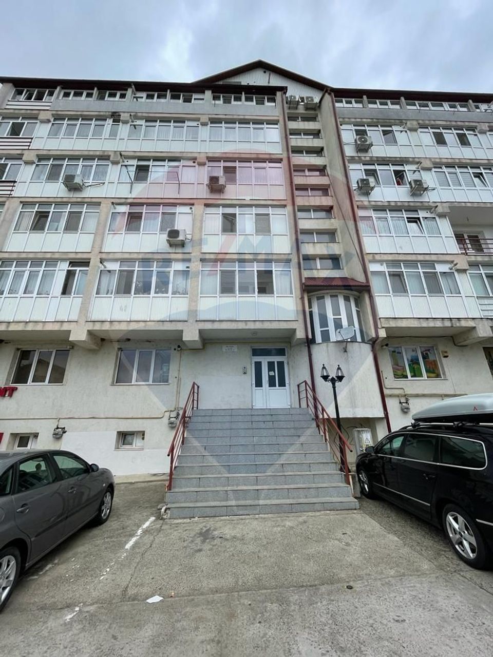 Apartament cu 3 camere de vânzare în cartierul Burdujeni