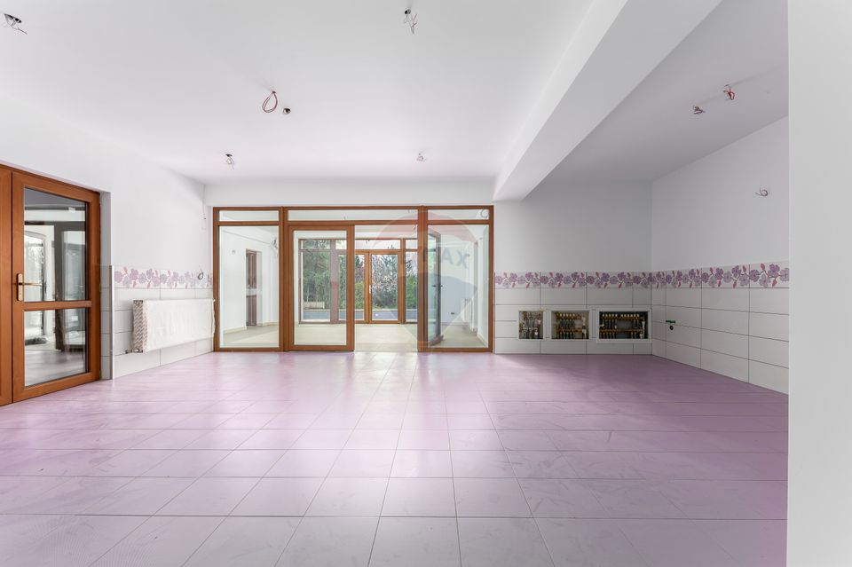 30 room House / Villa for rent