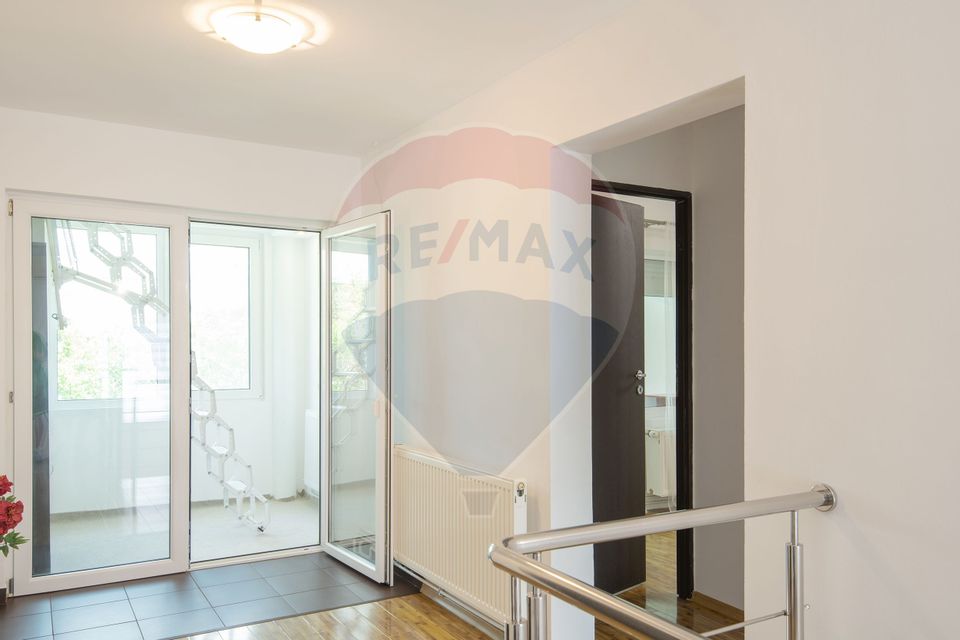 Casa de vanzare   |   4 camere   |  Domnesti