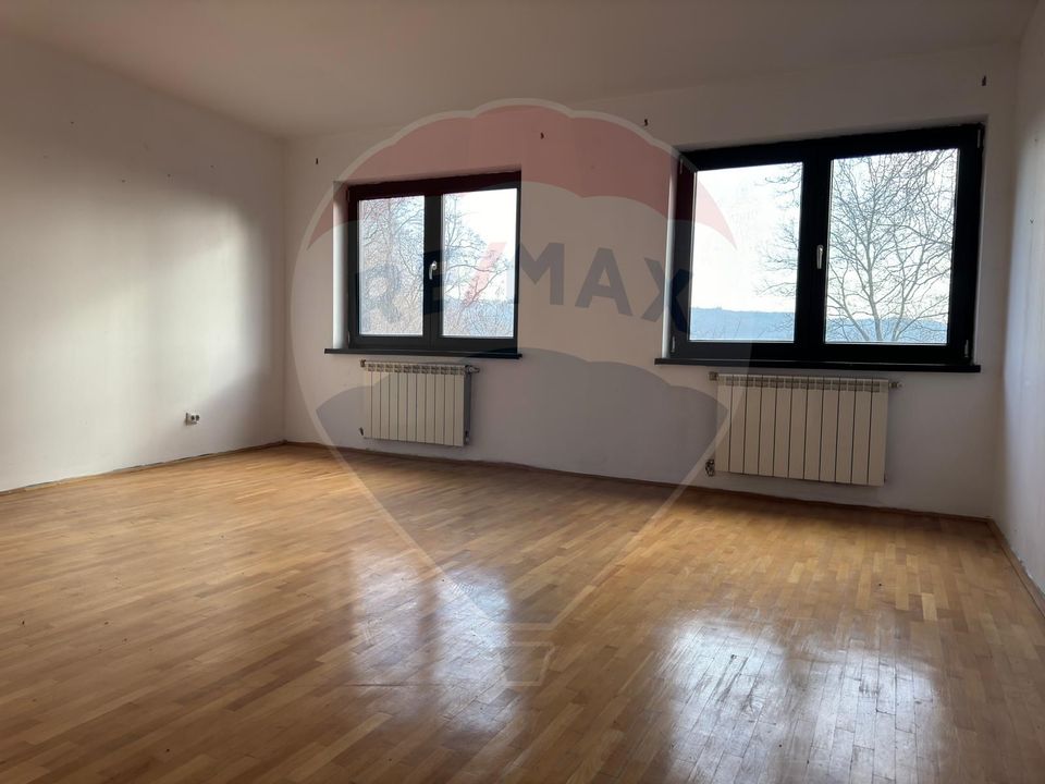 Vilă de vânzare în zona Central Câmpulung-Muscel