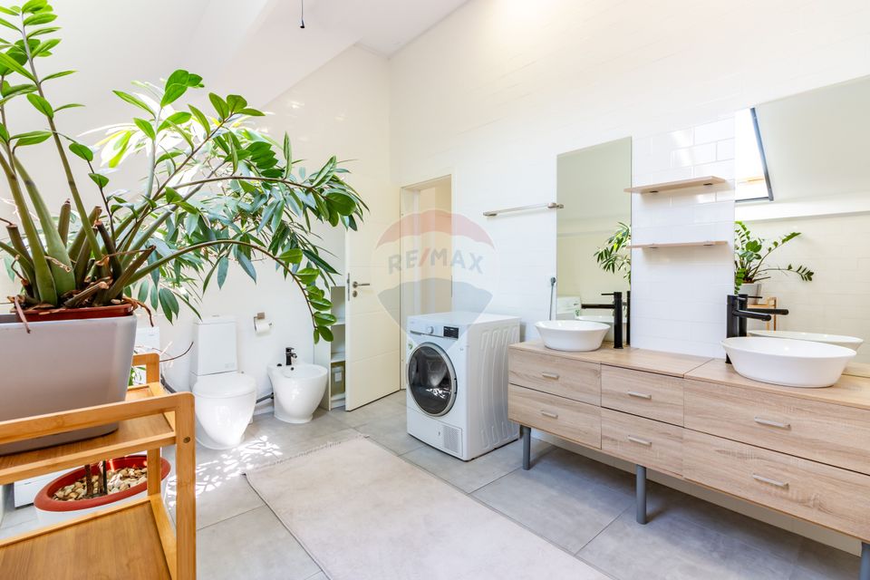 House / Villa with 5 rooms for sale, Laguna Albastra, str. Farms