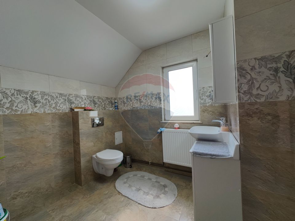 Casă / Vilă de vânzare situata in Recas