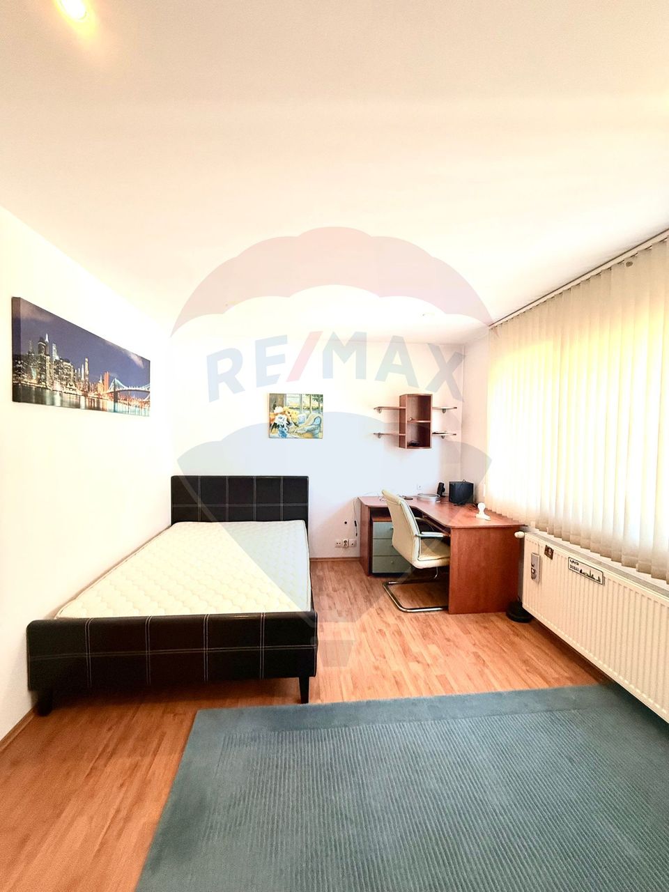 INCHIRIERE Vila 5 camere Otopeni/ Ferme