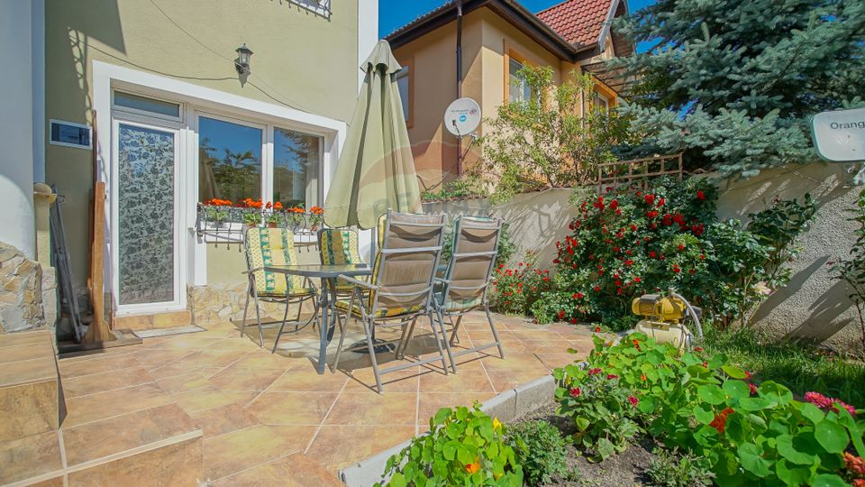 Casa/vila de vanzare, zona unica, Bronzului, cartier Tractorul, Brasov