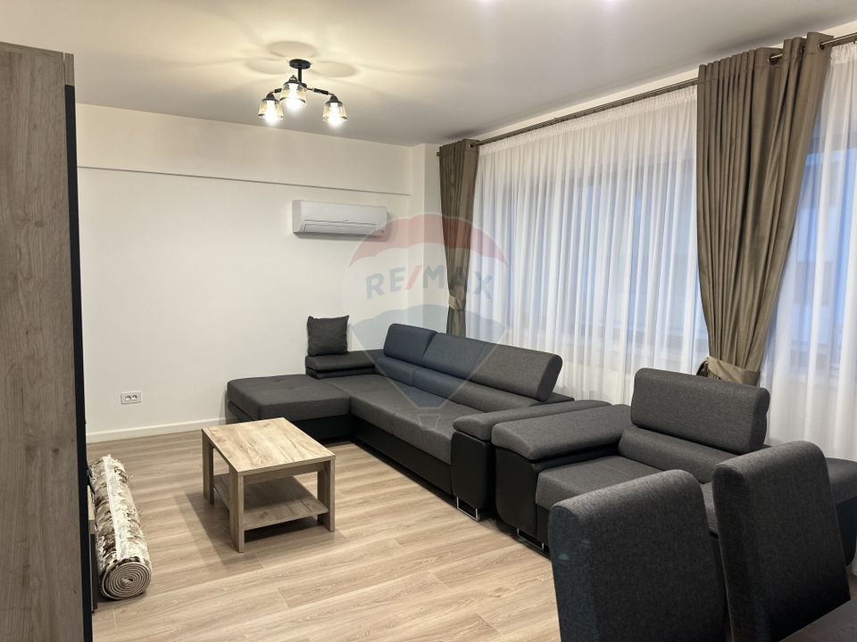 Apartament cu 1 camere de închiriat Complex Ozana Targu Neamt