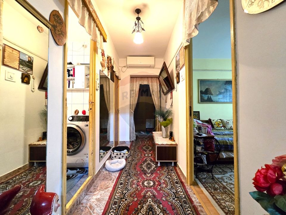 Apartament 2 camere Teiul Doamnei de vanzare, bloc 1985