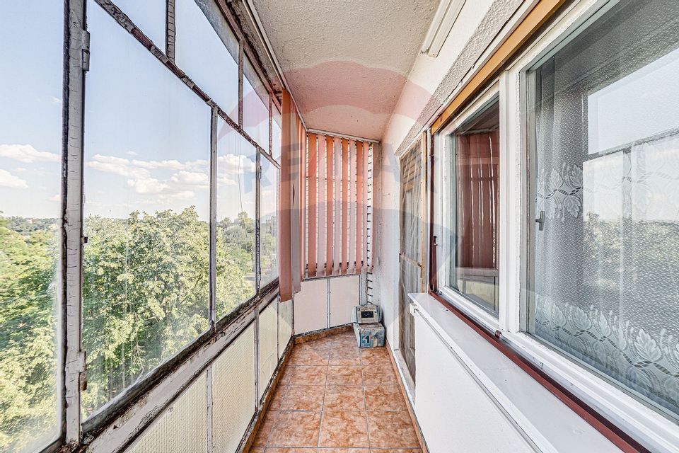 Apartament cu 2 camere de închiriat în zona Polivalenta
