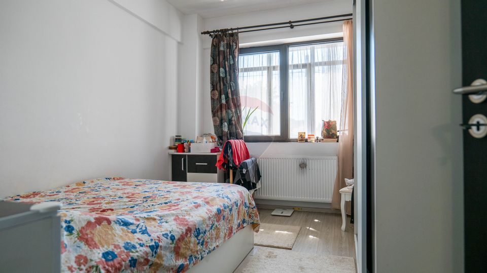 Vanzare apartament 3 camere decomandat, Bucurestii Noi