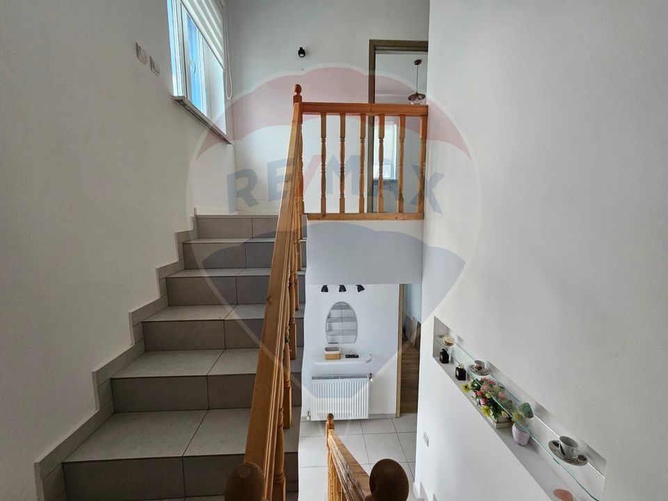 5 room House / Villa for sale