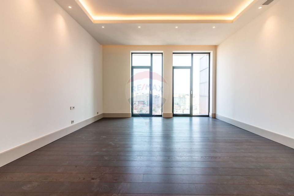 Penthouse spectaculos de vanzare Barbu Vacarescu