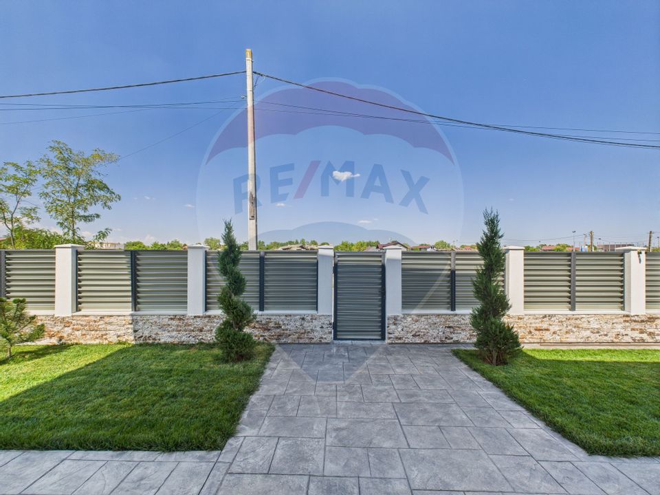 4 room House / Villa for sale