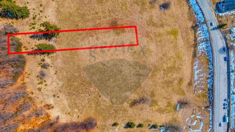 Land 2,028sqm Fundata / DN DN73