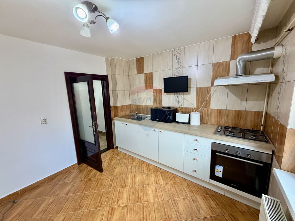 Apartament 3 camere etaj 1