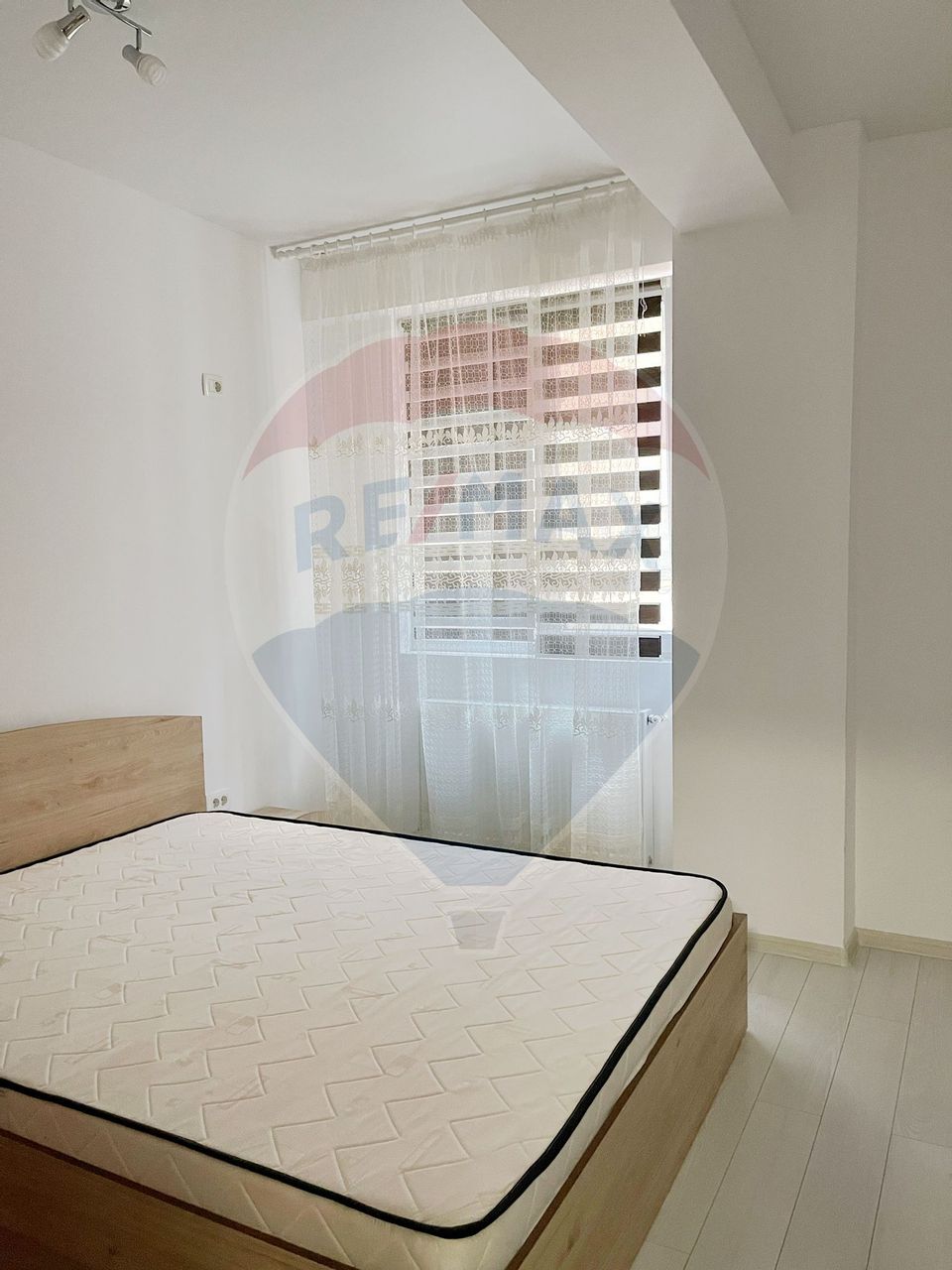 Apartament 2 camere de închiriat Militari Residence Auchan Militari