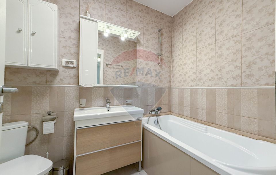 Apartament cu 4 camere de închiriat Aviatorilor