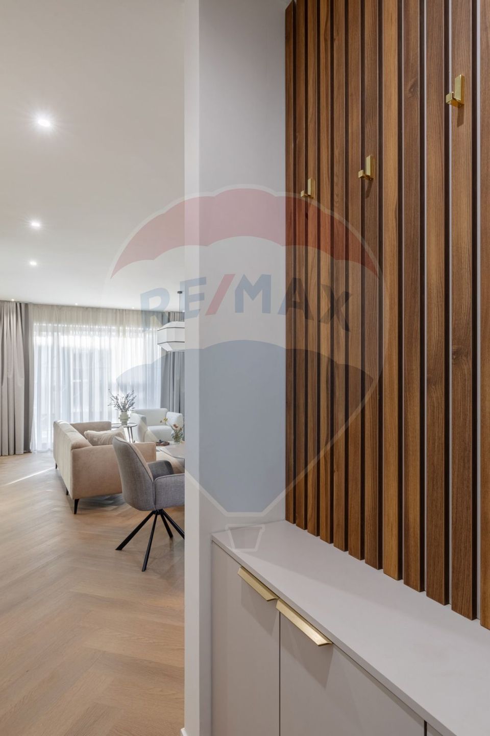4 room House / Villa for sale, Central area