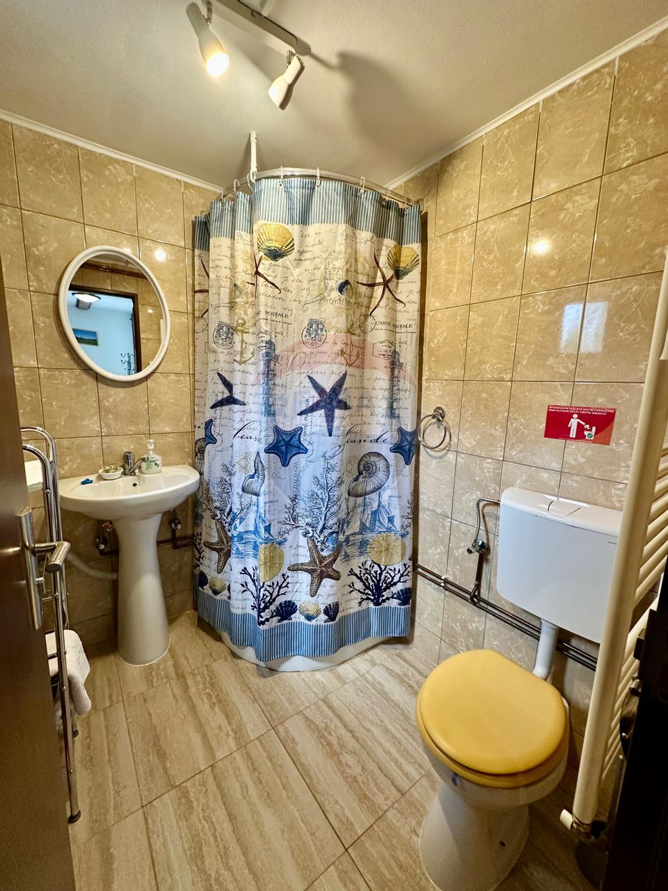 6 room House / Villa for sale