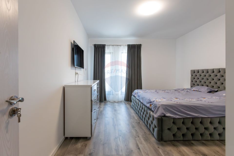 Casă de vânzare - 110 mp,  Serbanesti