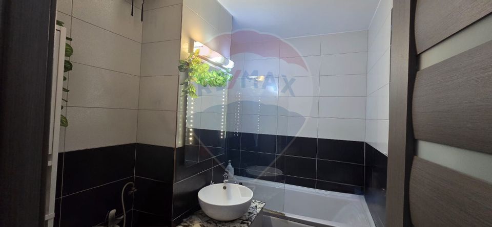 4 room Apartment for sale, Central area