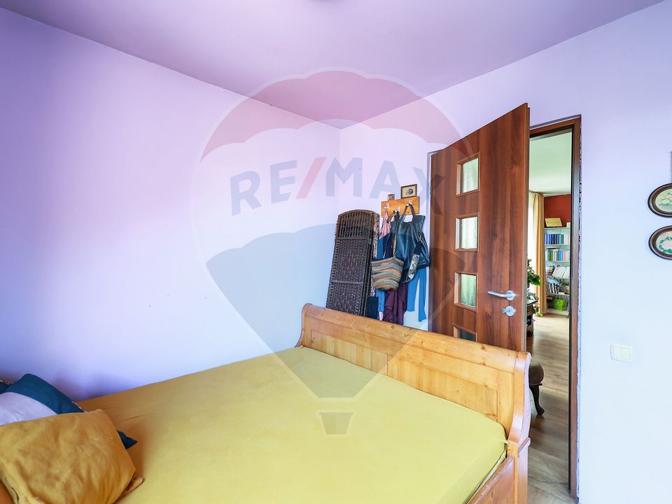 4 room House / Villa for sale, Cantemir area