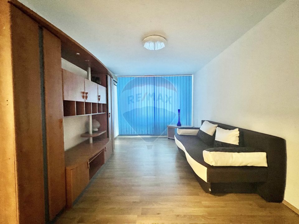 Apartament cu 3 camere de vânzare în zona Basarabia / ARENA NATIONALA