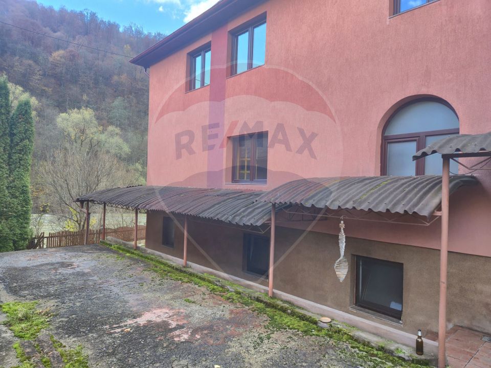 7 room House / Villa for sale