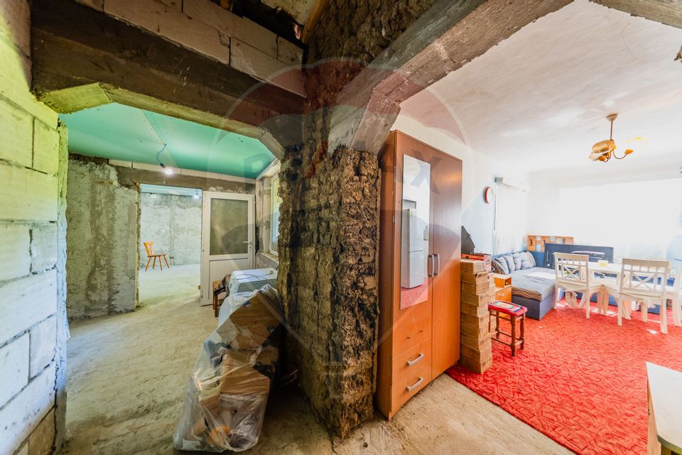 Casă+teren 2880 mp de vanzare in Tipar la 12 km de Chisineu Cris