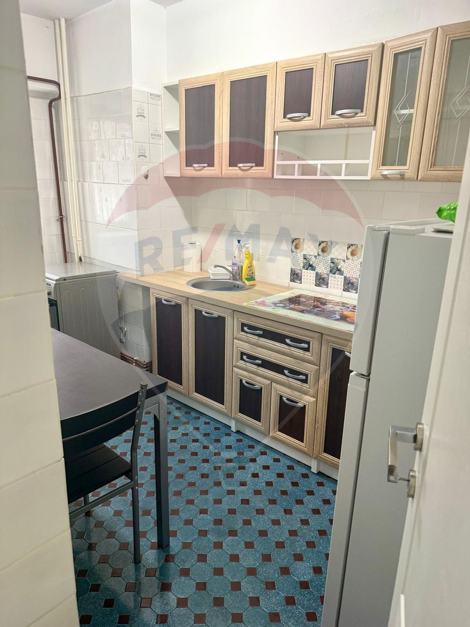 Apartament cu 2 camere de închiriat în zona Ultracentral