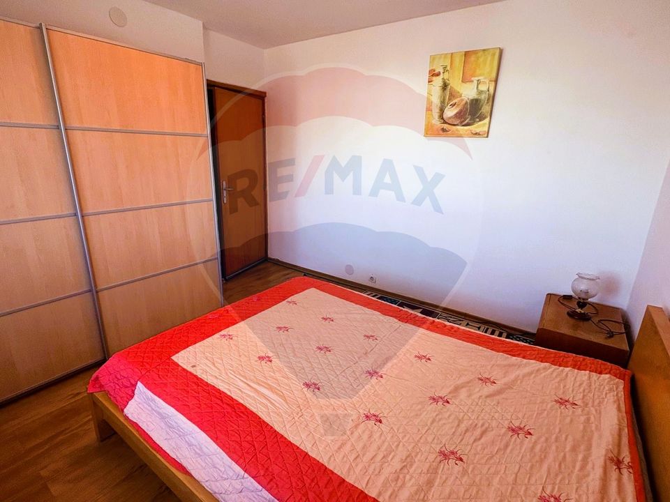 Apart. 2 camere, decomandat, Banu Maracine, etaj 2, centrala proprie