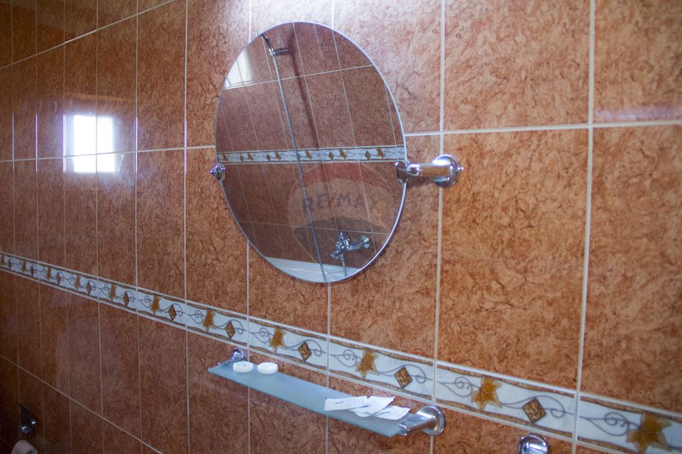 Hotel de vanzare la cateva minute de Podul Mogosoaia –Cu 40 de camere