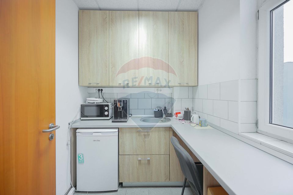 1,336sq.m Office Space for rent, Calea Clujului area