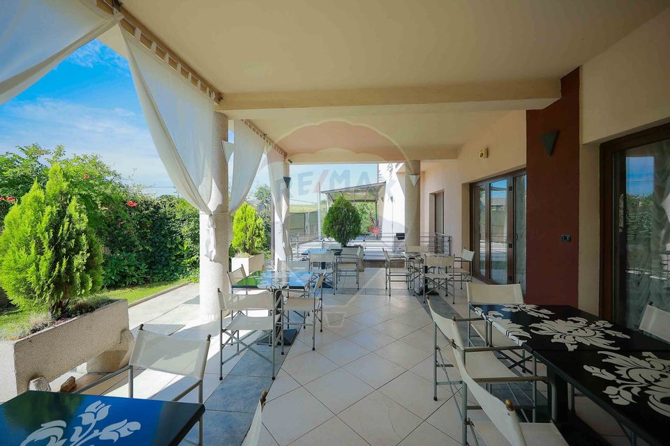 24 room Hotel / Pension for sale