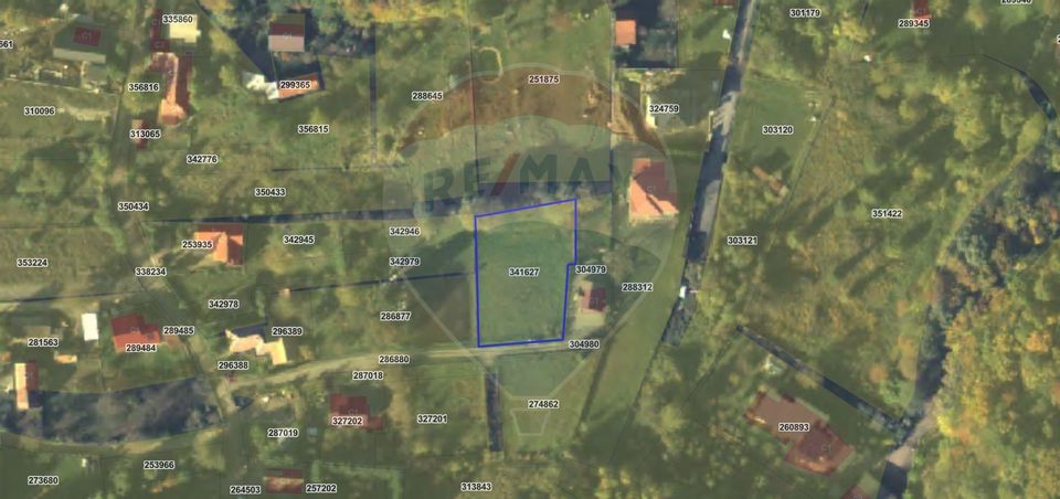 Teren de vanzare în Faget 1542 mp cu panorama