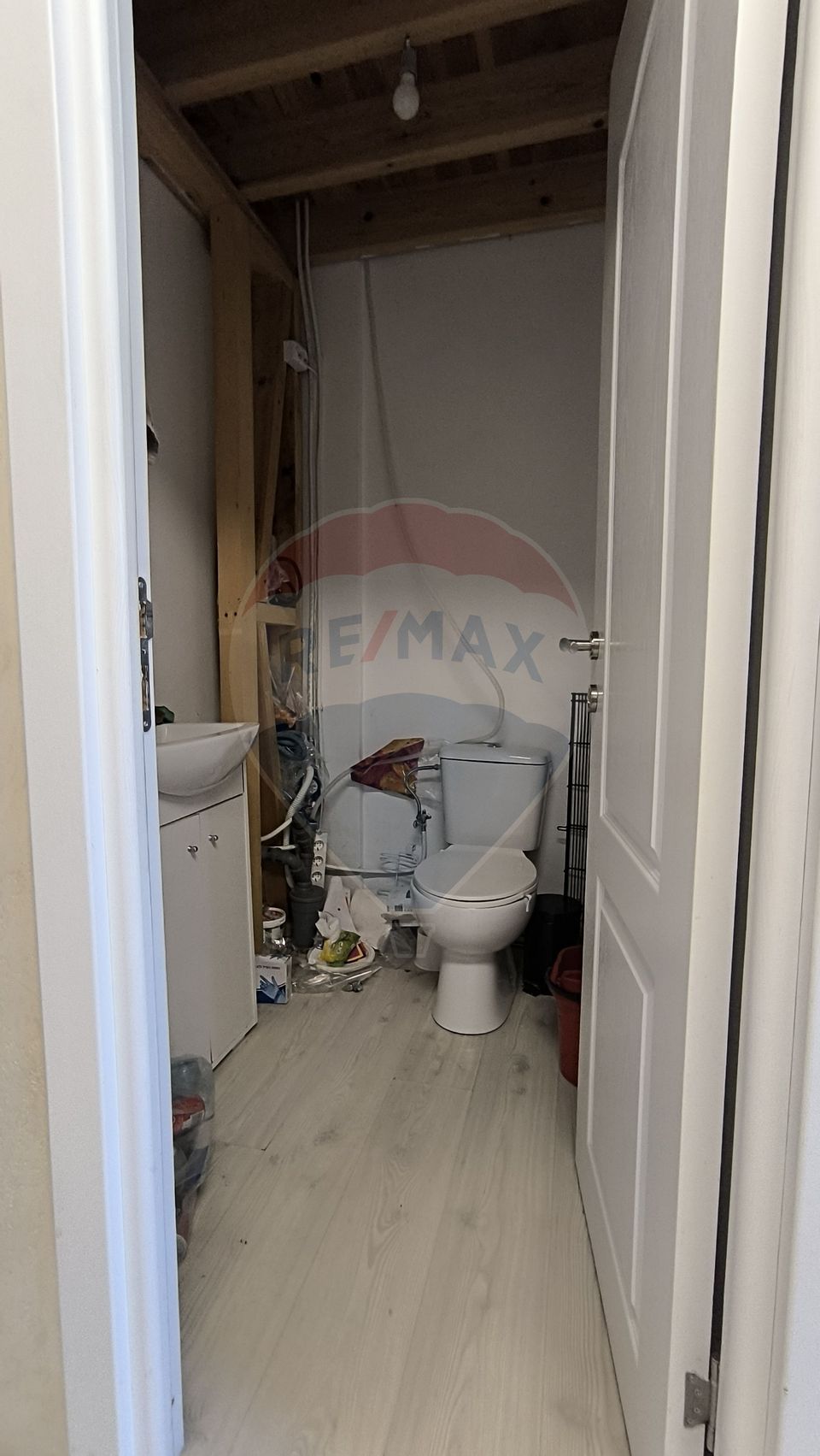 25sq.m Commercial Space for rent, Marasti area