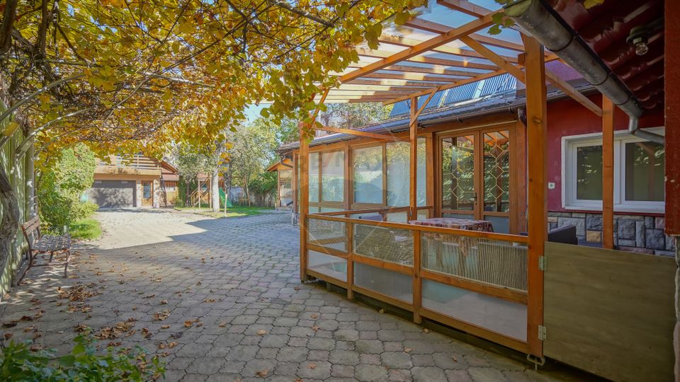 7 room House / Villa for sale, Aurel Vlaicu area