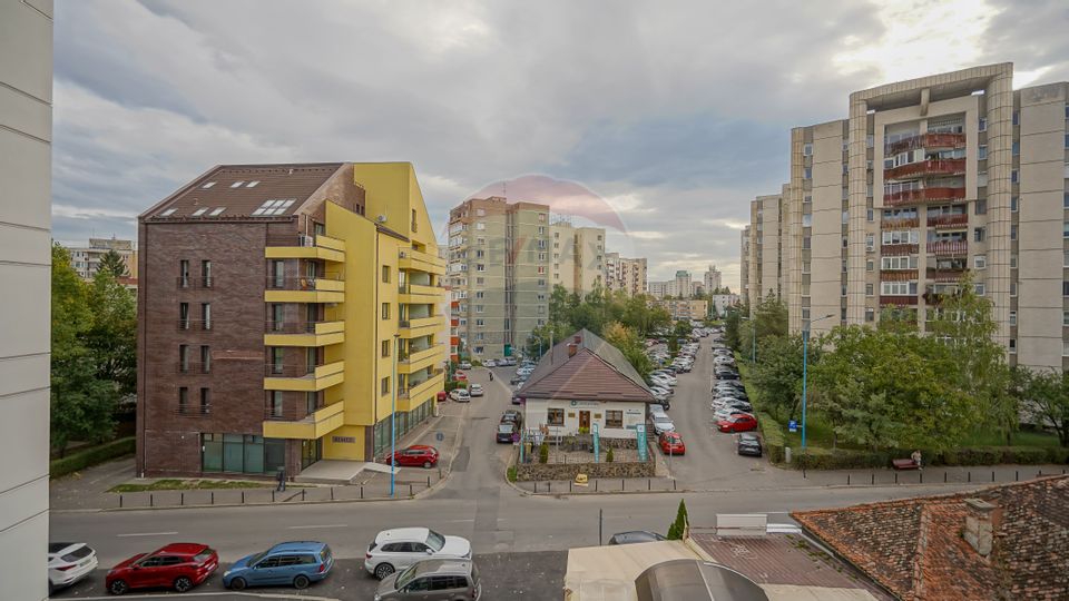 De inchiriat apartament de lux-Cosmopolit Mihai Viteazul